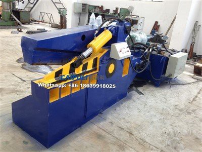 Koja je metoda podešavanja parametara rezanja mašine za sečenje Q43 - 400?