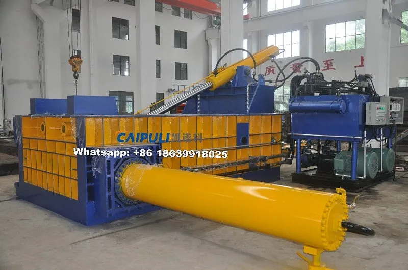 Y81T-315 Balirka za otpatke na izvlačenje